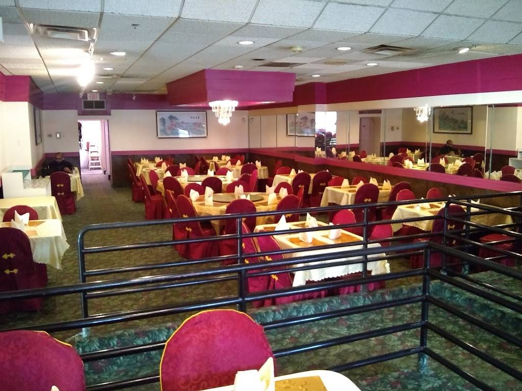 Red Star | restaurant | 13944 Michigan Ave, Dearborn, MI 48126, USA | 3135811451 OR +1 313-581-1451