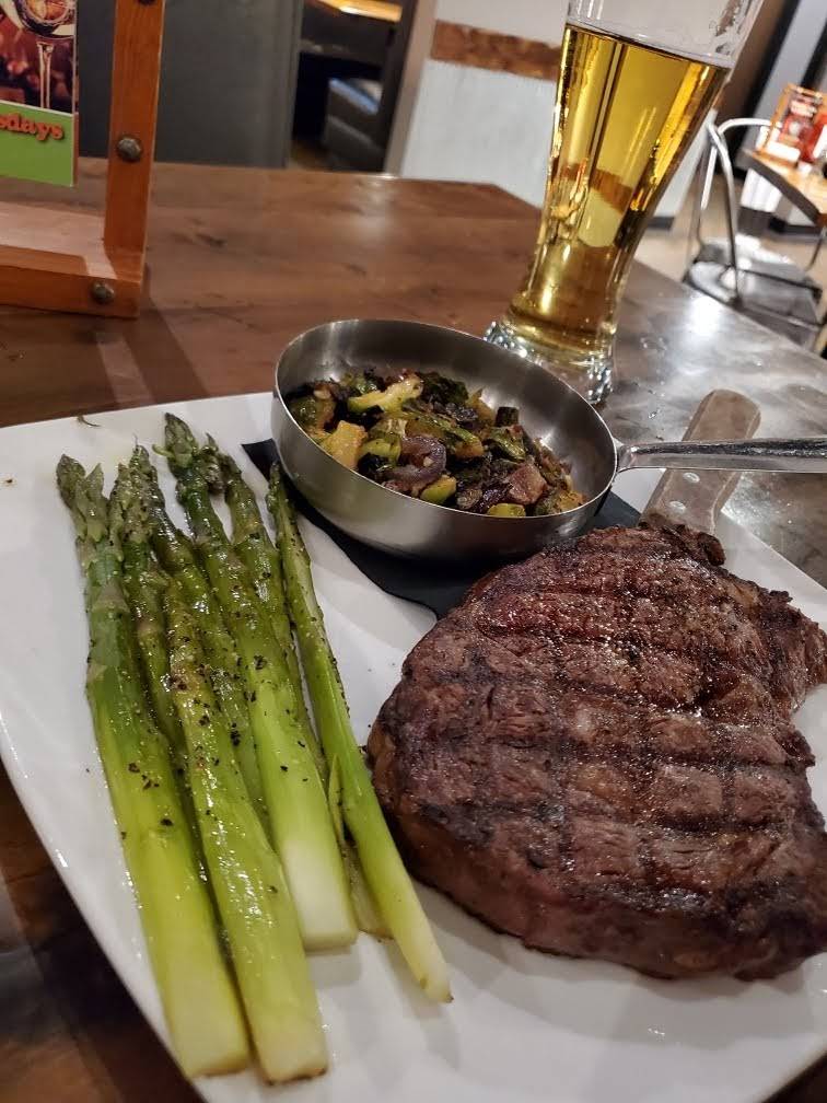 Peppers Fireside Grille | restaurant | 80516, 8274 Colorado Blvd, Firestone, CO 80504, USA | 3038336500 OR +1 303-833-6500