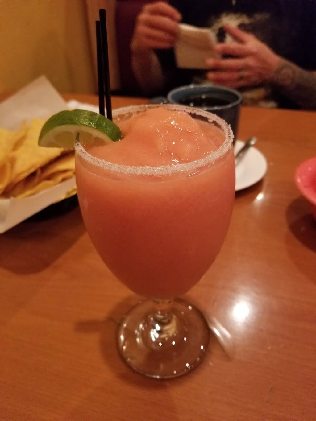 El Cerro Mexican Bar & Grill | restaurant | 516 Highway 17 North, North Myrtle Beach, SC 29582, USA | 8432808101 OR +1 843-280-8101