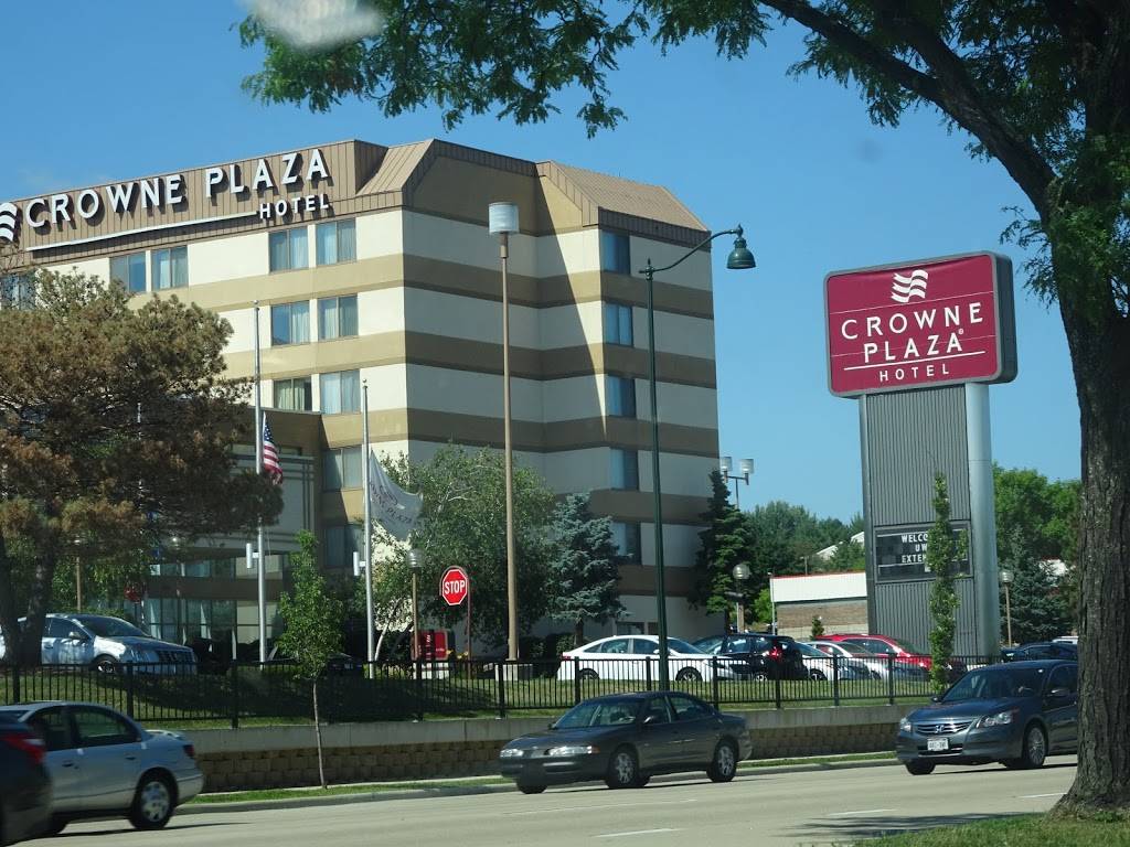 The Prairie Cafe | restaurant | 4402 E Washington Ave, Madison, WI 53704, USA | 6082444703 OR +1 608-244-4703