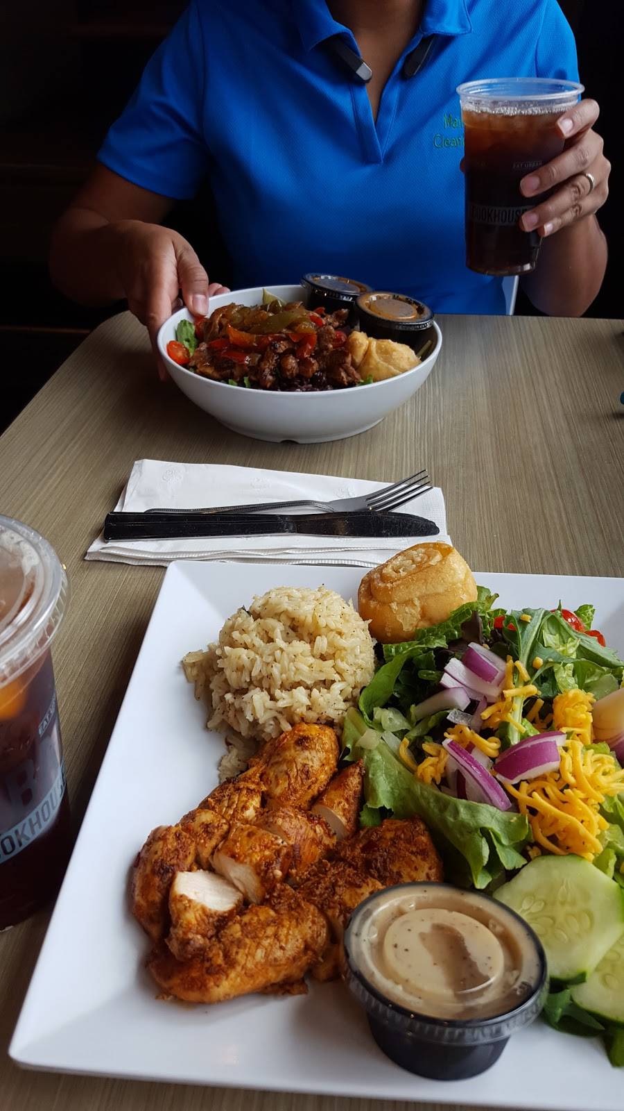 Urban Cookhouse | restaurant | 212 Country Club Park, Mountain Brook, AL 35213, USA | 2058033535 OR +1 205-803-3535