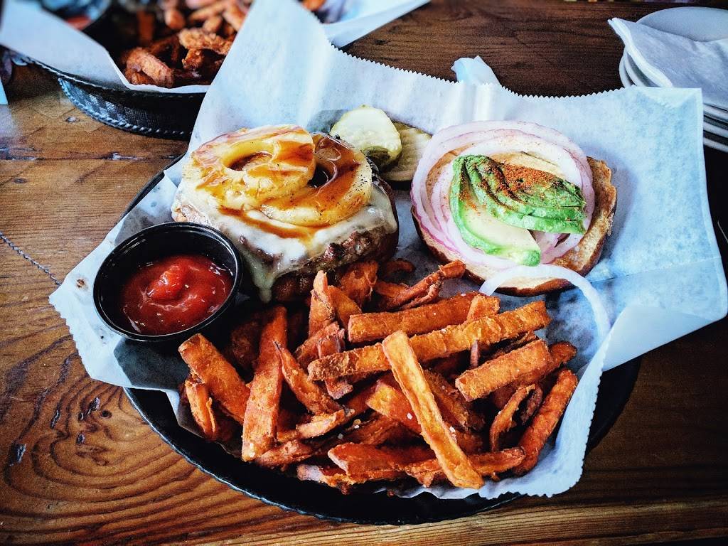 Rocks Northcenter | restaurant | 4138 N Lincoln Ave, Chicago, IL 60618, USA | 7738571793 OR +1 773-857-1793