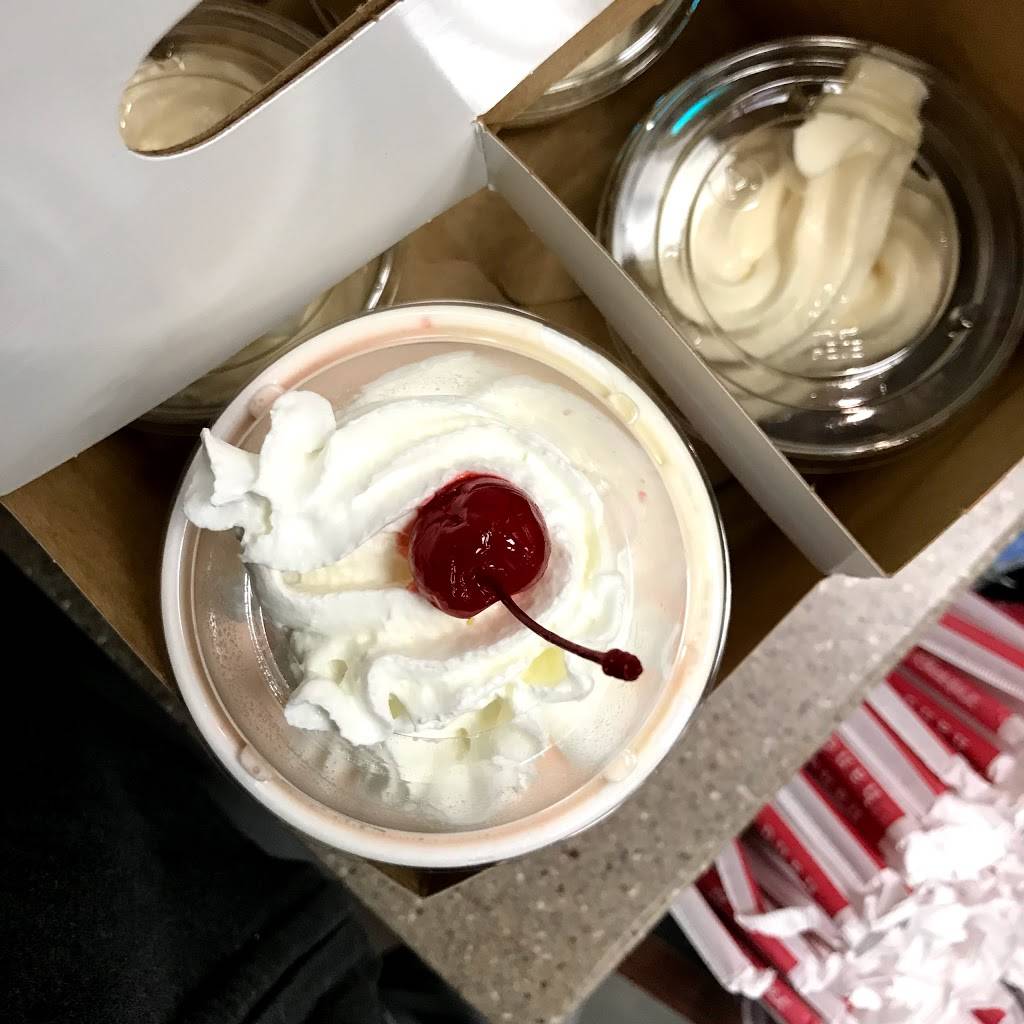 Chick-fil-A | restaurant | 6921 Eastchase Loop, Montgomery, AL 36117, USA | 3342711095 OR +1 334-271-1095