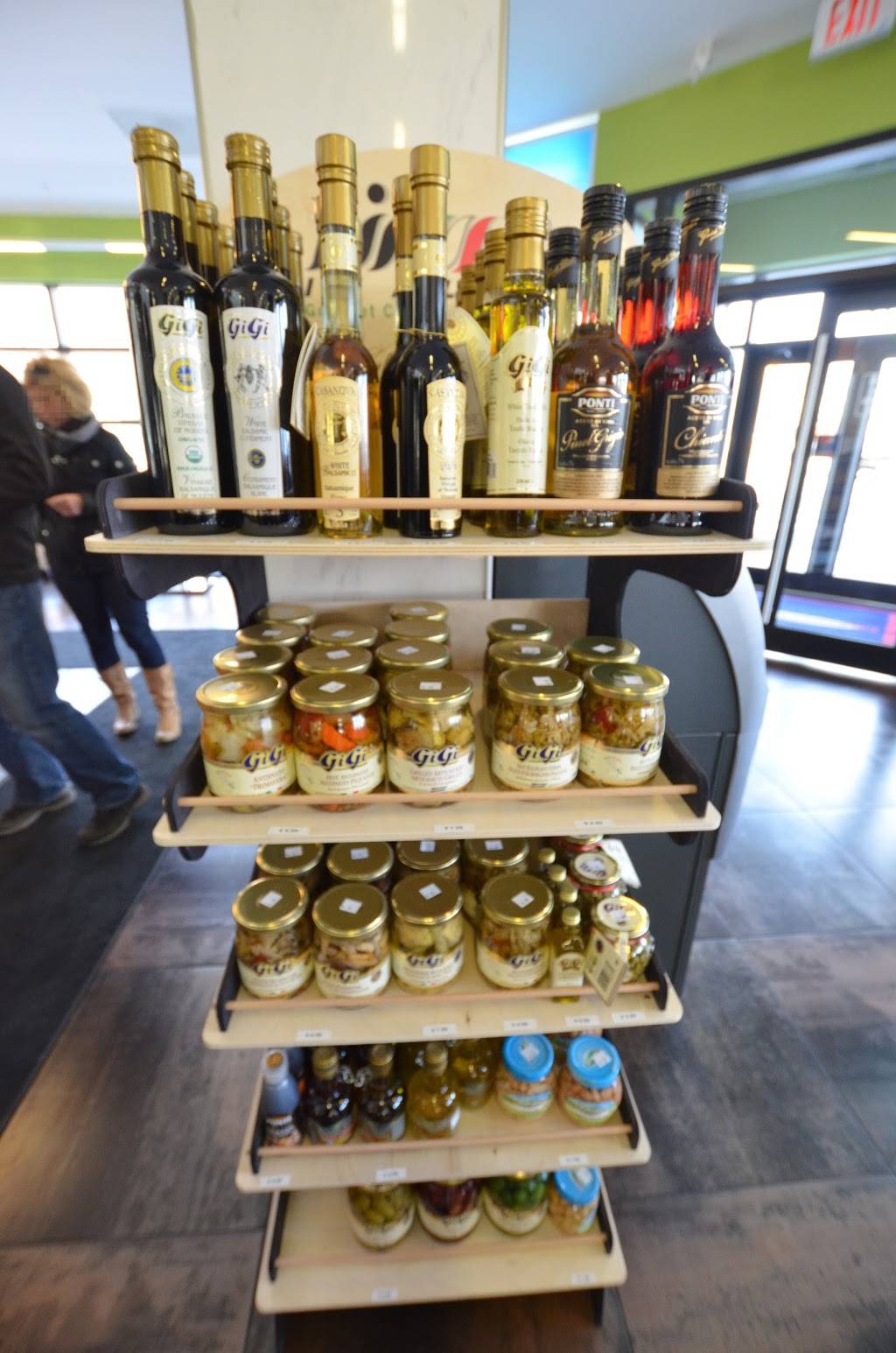 California Sandwiches | restaurant | 2474 Dufferin St, York, ON M6B 3P8, Canada | 4167875205 OR +1 416-787-5205