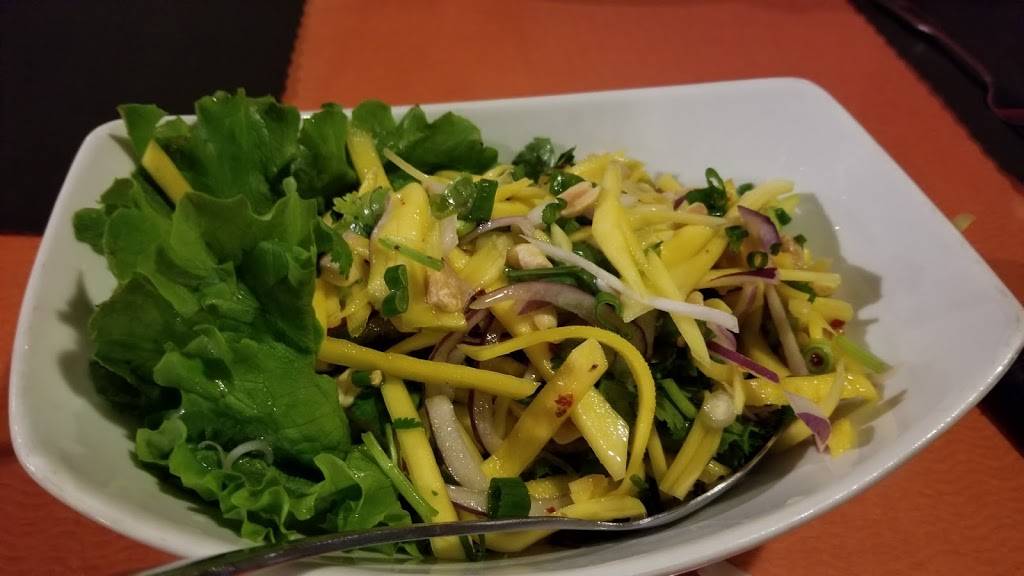 Pad Thai Restaurant | restaurant | 198 Shaw Ave, Clovis, CA 93612, USA | 5593241235 OR +1 559-324-1235