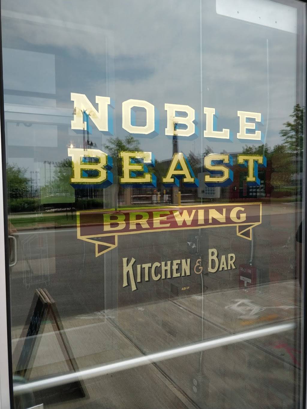 Noble Beast Brewing Co. | restaurant | 1470 Lakeside Ave E, Cleveland, OH 44114, USA | 2164178588 OR +1 216-417-8588