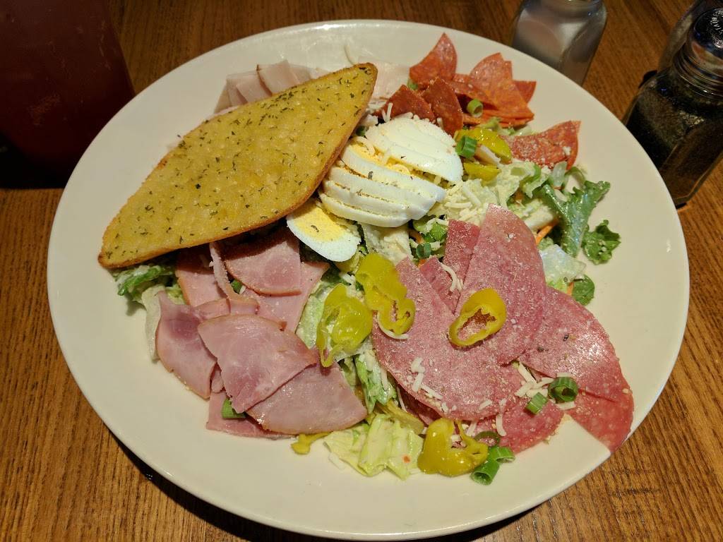 Old Chicago | restaurant | 440 Cool Springs Blvd, Franklin, TN 37067, USA | 6152248380 OR +1 615-224-8380