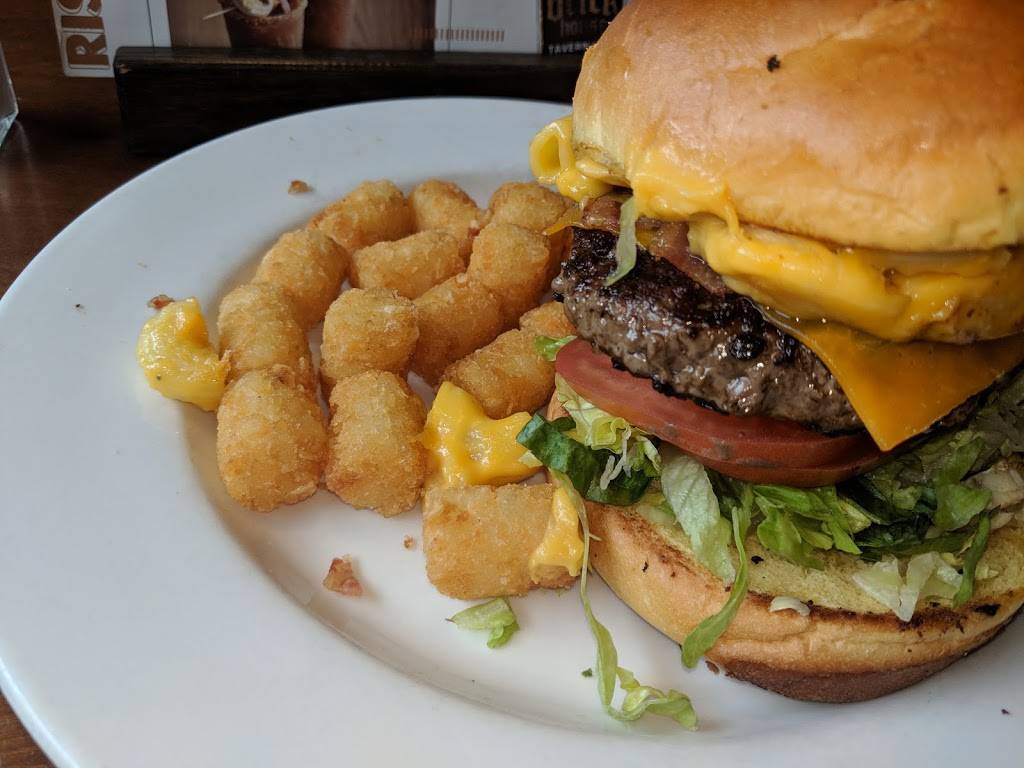 Brick House Tavern + Tap | restaurant | 1011 N Loop 1604 W, San Antonio, TX 78232, USA | 2104023107 OR +1 210-402-3107