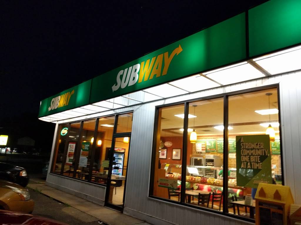 Subway | restaurant | 1517 Longwood Ave, Bedford, VA 24523, USA | 5405867227 OR +1 540-586-7227