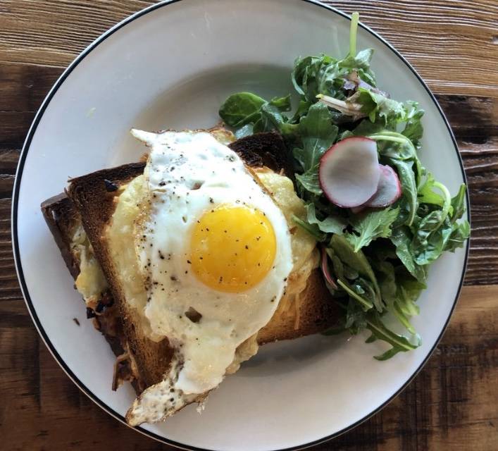 Le Petit Marché | restaurant | 5665 Melrose Ave, Los Angeles, CA 90038, USA | 3233806557 OR +1 323-380-6557