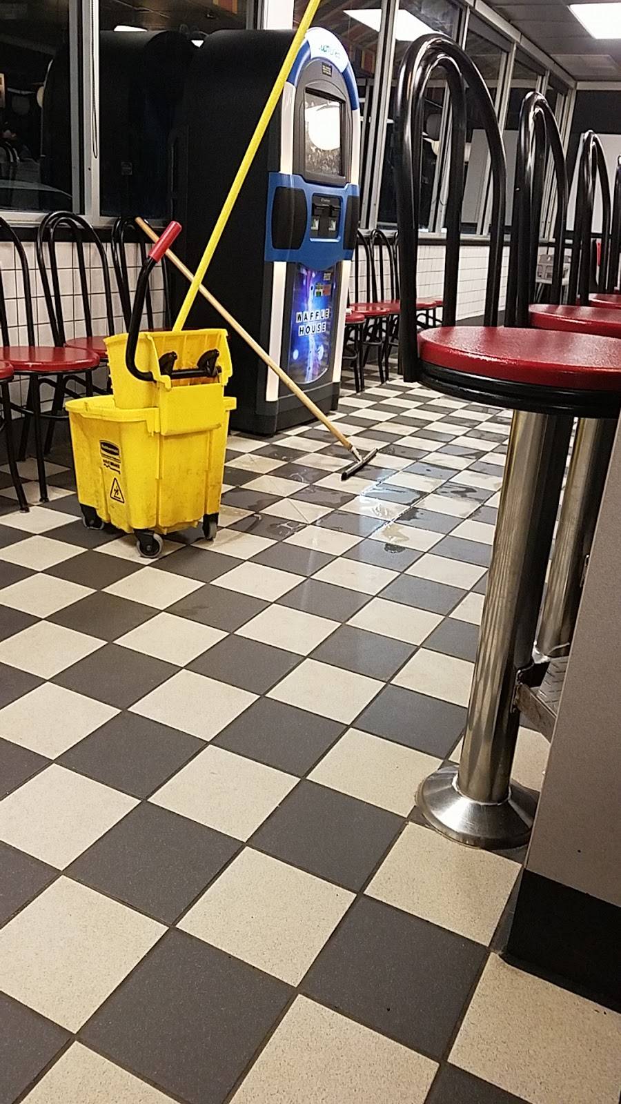 Waffle House | meal takeaway | 8682 Asheville Hwy, Boiling Springs, SC 29316, USA | 8645780534 OR +1 864-578-0534