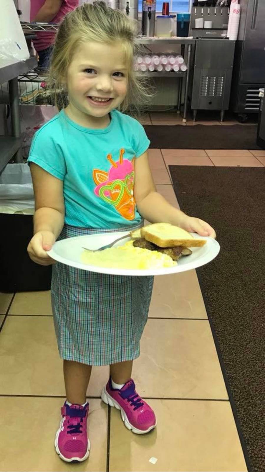 Sonjas Grill | restaurant | 15 Coastal Dr SW, Supply, NC 28462, USA | 9107545115 OR +1 910-754-5115