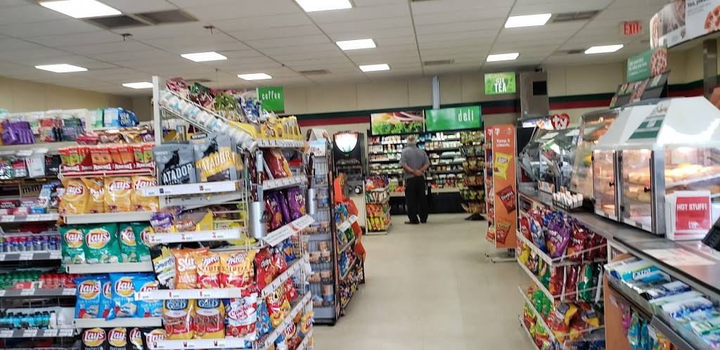 7-Eleven | bakery | 8830 Rose Ave, Orlando, FL 32810, USA | 4075231930 OR +1 407-523-1930