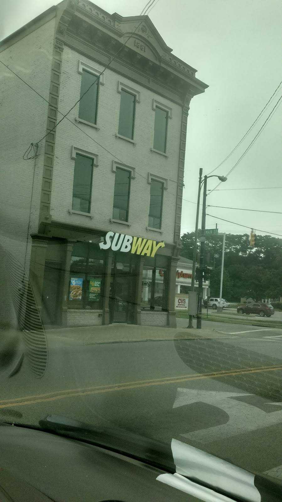 Subway | restaurant | 1 W 2nd St, Franklin, OH 45005, USA | 9377049130 OR +1 937-704-9130