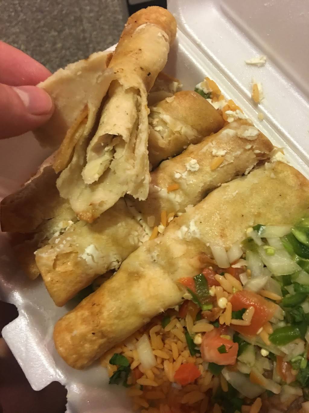 La Nortena 2 | restaurant | 255 Graham Ave, Brooklyn, NY 11206, USA | 7183883045 OR +1 718-388-3045