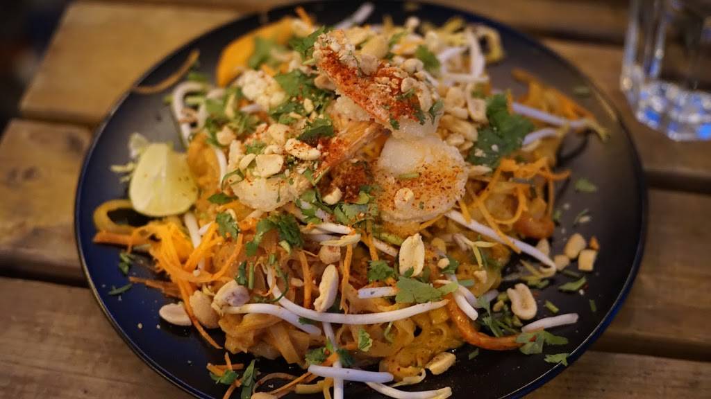 HÀ Mont-Royal | restaurant | 243 Avenue du Mont-Royal O, Montréal, QC H2T 2T2, Canada | 5148480336 OR +1 514-848-0336