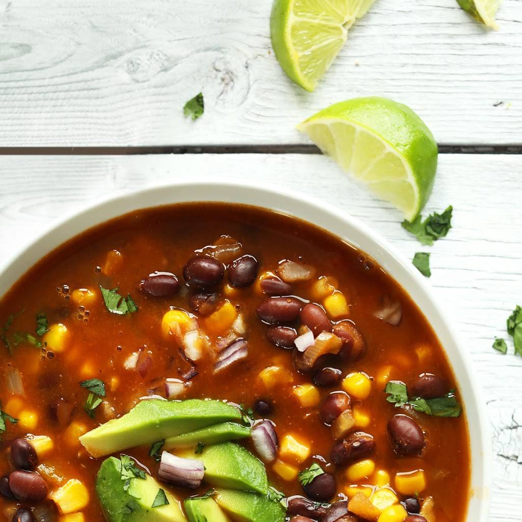 FengFit Foods | restaurant | 31200 Pinetree Rd, Cleveland, OH 44124, USA | 21683170075 OR +1 216-831-7007 ext. 5