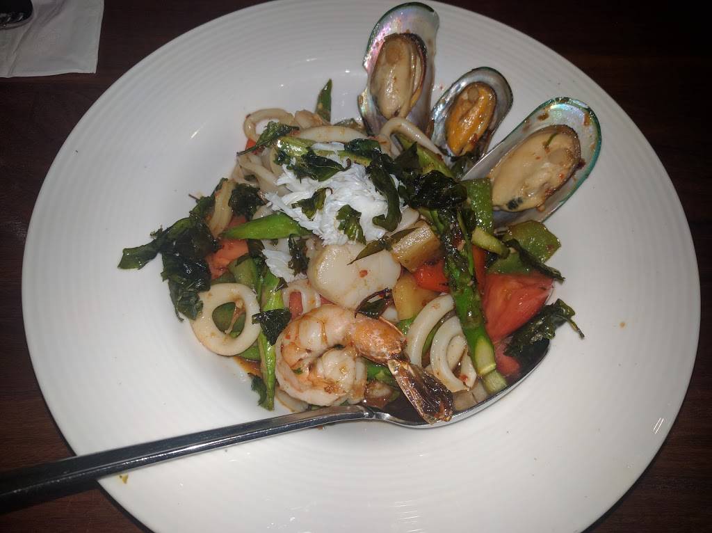 Red Onion Thai Cuisine | restaurant | 1123 NW 23rd Ave, Portland, OR 97210, USA | 5032082634 OR +1 503-208-2634