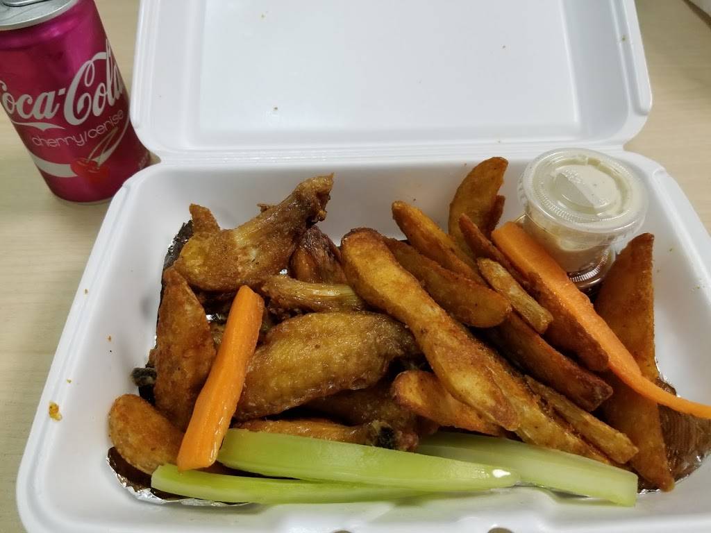 Nice And Easy Restaurant And Bar | restaurant | 415 Oakdale Rd, North York, ON M3N 1W7, Canada | 4167465758 OR +1 416-746-5758