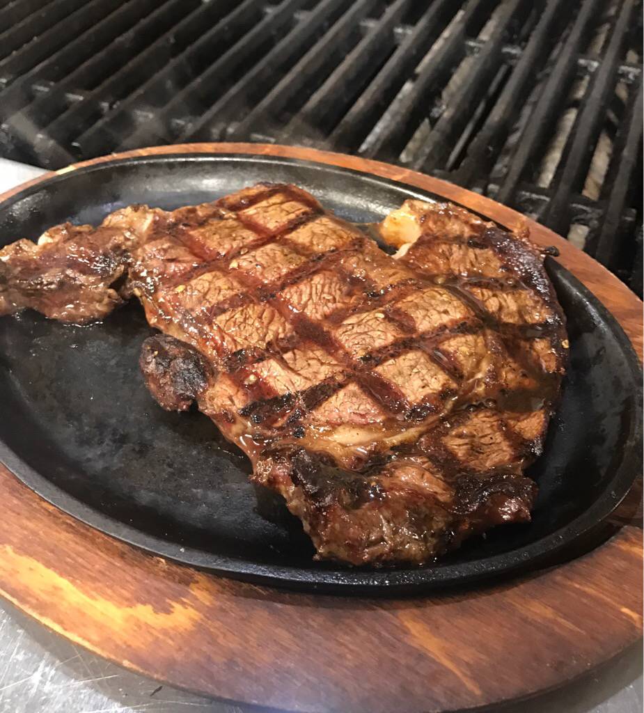 Garden Restaurant | restaurant | 612 S Main St, Lewistown, IL 61542, USA | 3095477170 OR +1 309-547-7170