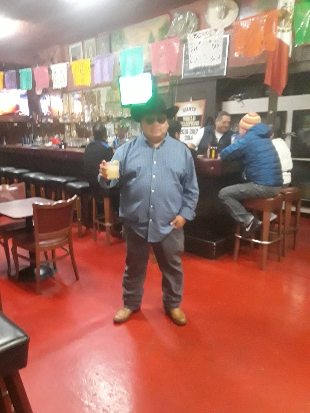 El Puerto Alegre | restaurant | 2950 25th St, San Francisco, CA 94110, USA | 4152851783 OR +1 415-285-1783