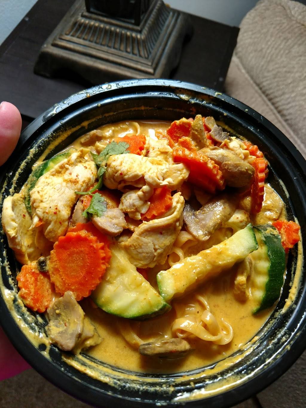 Curry in the Box - University Ave | restaurant | 3519 University Ave, Madison, WI 53705, USA | 6082381900 OR +1 608-238-1900