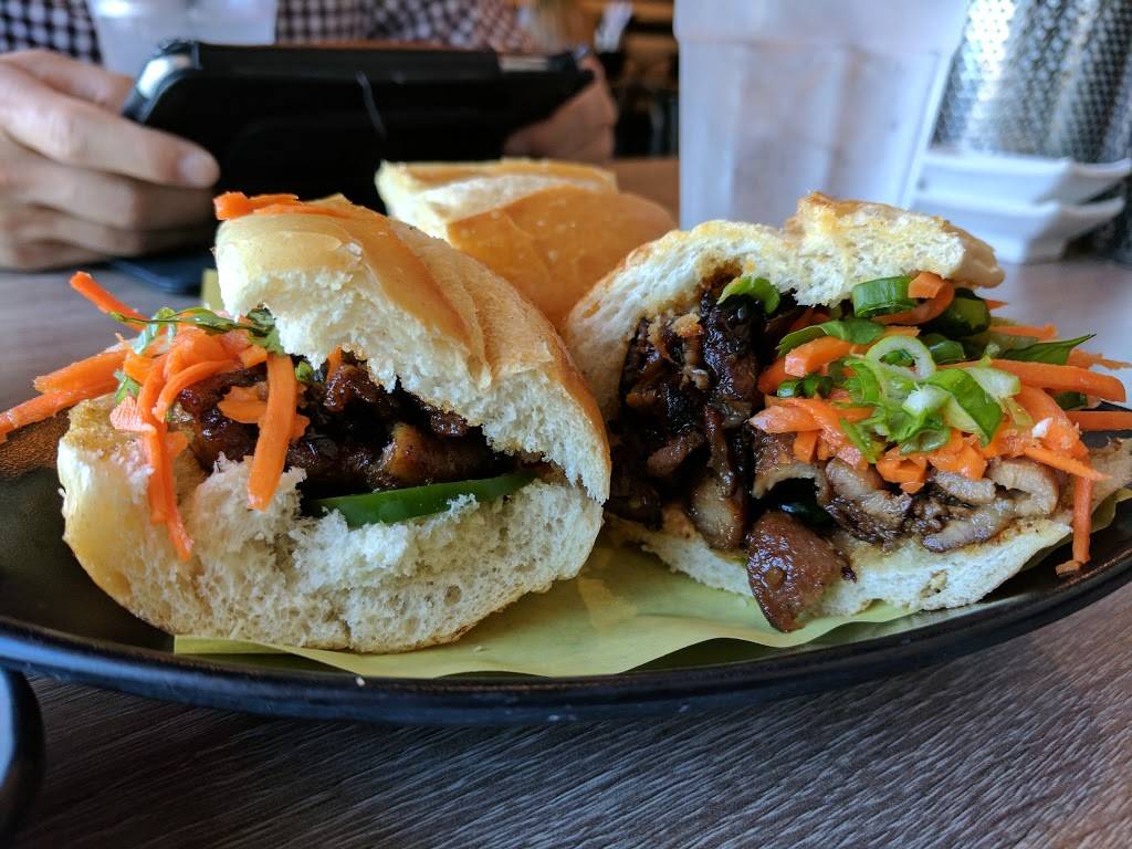 Mama Tieus | restaurant | 10130 Garden Grove Blvd Ste. 131, Garden Grove, CA 92844, USA | 7145908748 OR +1 714-590-8748