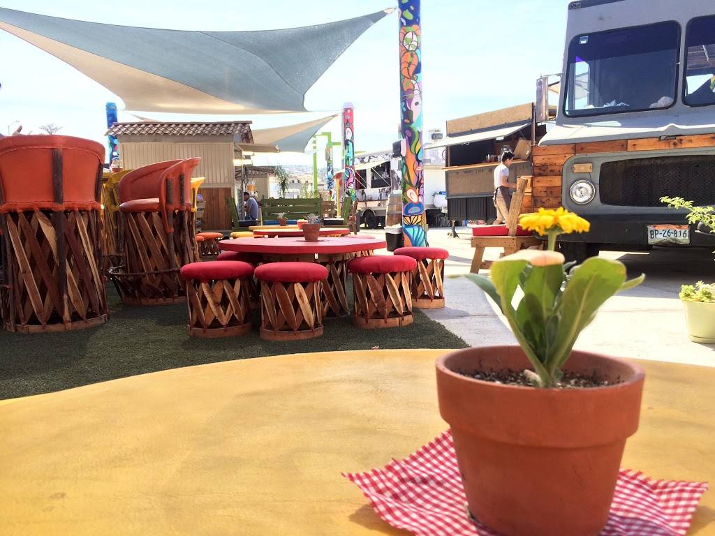 Truck Shuy Fusión Asiática | restaurant | Paseo del Río 7150, Río Tijuana 3a. Etapa, Rio Tijuana 3ra Etapa, 22226 Tijuana, B.C., Mexico | 0446645297341 OR +52 1 664 529 7341