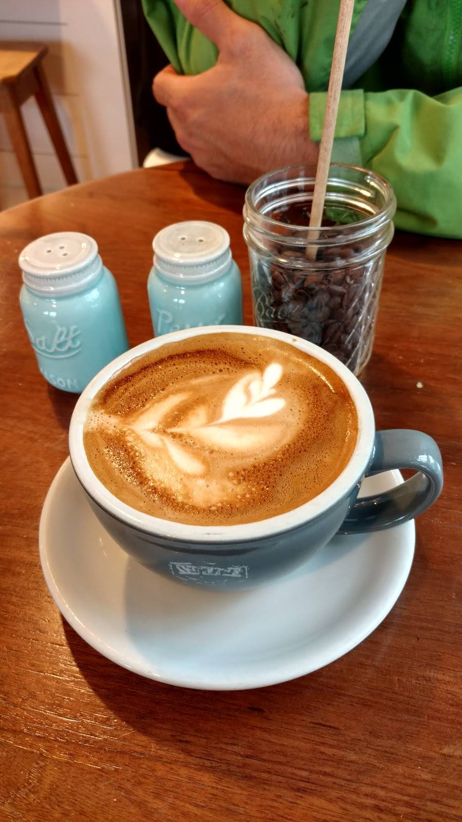 Vintage Coffee Cafe | cafe | 219 Simmons St, Mt Pleasant, SC 29464, USA | 8433527552 OR +1 843-352-7552