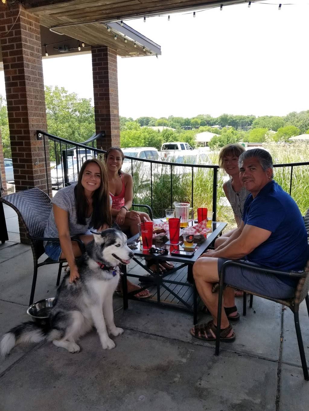 The Watering Hole East | restaurant | 8300 Northwoods Dr, Lincoln, NE 68505, USA | 4024888300 OR +1 402-488-8300