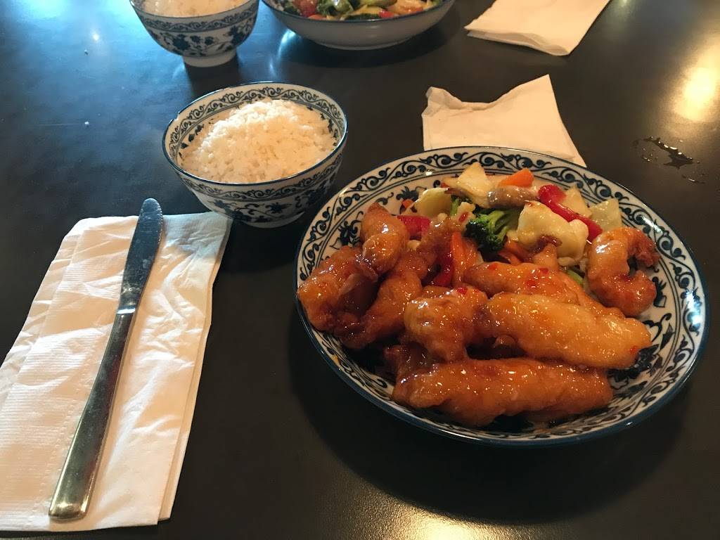 Banh Thai Restaurant | restaurant | 4730 Boul Gene-H.-Kruger, Trois-Rivières, QC G9A 4N1, Canada | 8198402833 OR +1 819-840-2833