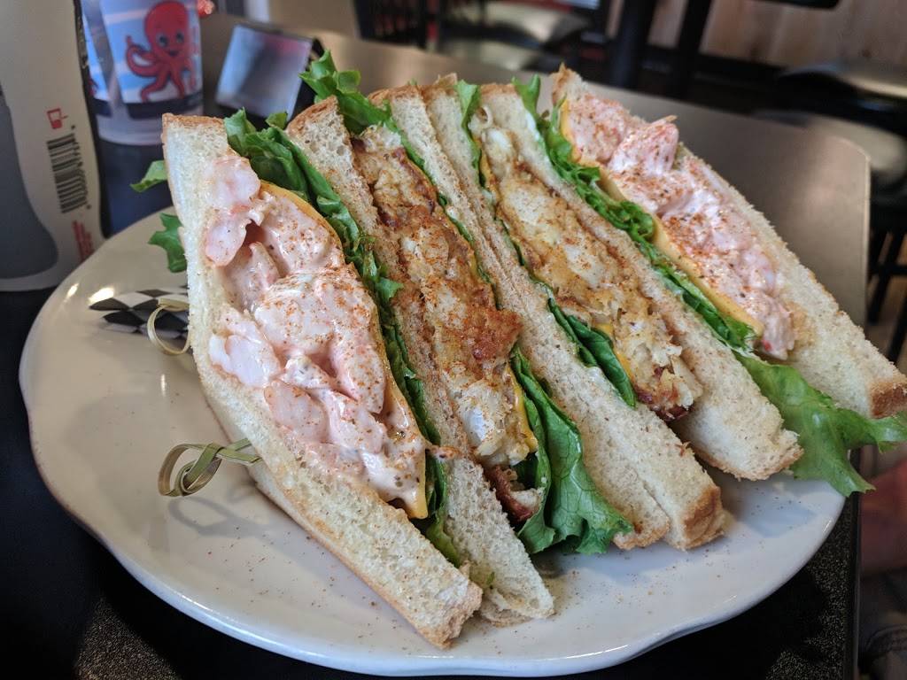 Bahama Mikes | restaurant | 8154 Ritchie Hwy, Pasadena, MD 21122, USA | 4105447800 OR +1 410-544-7800