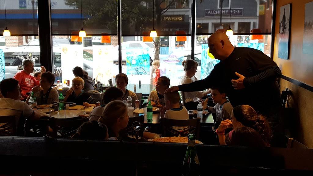 Comellas | restaurant | Belmont Center, 43 Leonard St, Belmont, MA 02478, USA | 6174897777 OR +1 617-489-7777