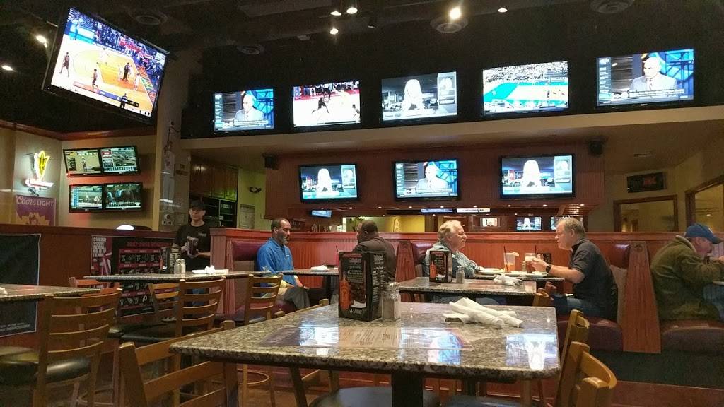 Gallaghers Sports Grill | restaurant | 3220 E Baseline Rd #100, Phoenix, AZ 85042, USA | 6024370981 OR +1 602-437-0981