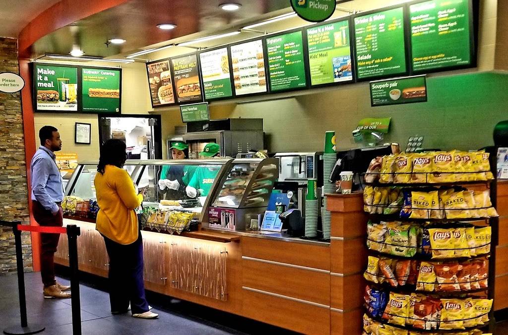 Subway Restaurants | restaurant | 429 LEnfant Plaza SW #445, Washington, DC 20024, USA | 2025540550 OR +1 202-554-0550