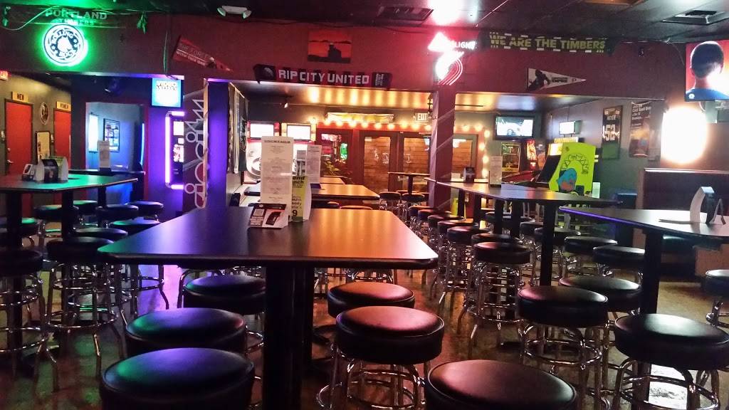 Bar 33 Brooklyn | restaurant | 4729 SE Milwaukie Ave, Portland, OR 97202, USA | 5037194344 OR +1 503-719-4344