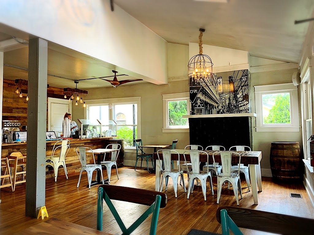 Shokku Ramen | restaurant | 2127 Belcourt Ave, Nashville, TN 37212, USA | 6159133922 OR +1 615-913-3922