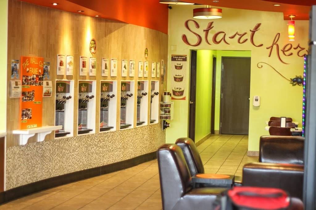 Top It Frozen Yogurt Cafe | cafe | 110 Lincoln Hwy, Fairless Hills, PA 19030, USA | 2154867685 OR +1 215-486-7685