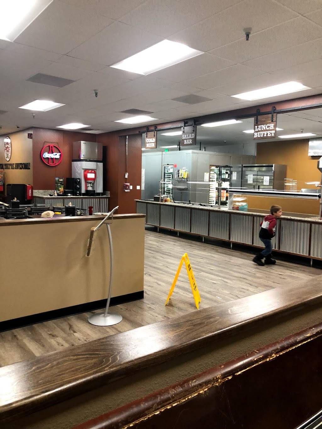 Pizza Factory | restaurant | 363 E 10th St, Gilroy, CA 95020, USA | 4088421011 OR +1 408-842-1011