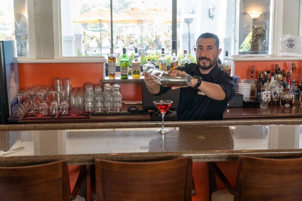 JAX Bar + Dining | restaurant | 68311 Paseo Real, Cathedral City, CA 92234, USA | 7603286571 OR +1 760-328-6571