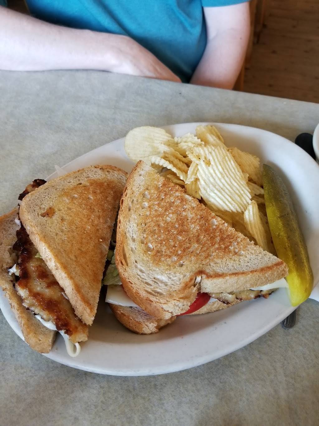 Henks European Deli & Black Forest Bakery | bakery | 5811 Blackwell St, Dallas, TX 75231, USA | 2149879090 OR +1 214-987-9090