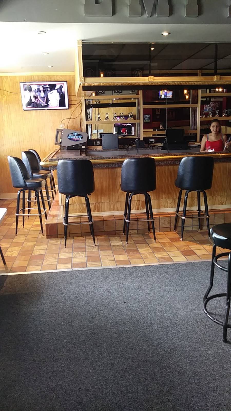 Empire Sportz Lounge | restaurant | 1602 Pine Ave, Niagara Falls, NY 14301, USA | 7162841111 OR +1 716-284-1111