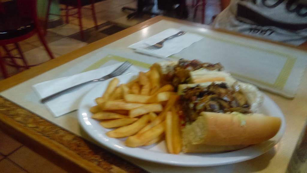 Rosas Kitchen | restaurant | 757 Main St, Pawtucket, RI 02860, USA | 4014753023 OR +1 401-475-3023