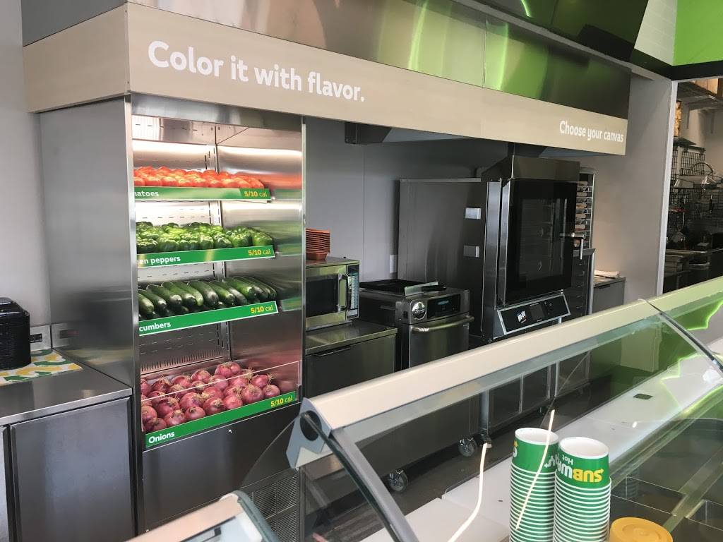 Subway | meal takeaway | 15279 Maple Valley Hwy Suite 600, Renton, WA 98058, USA | 4254811115 OR +1 425-481-1115