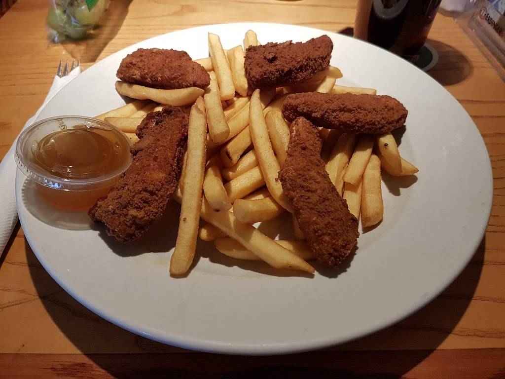 Fiddlers Dell Bar & Grill | restaurant | 781 Annette St, Toronto, ON M6S 2E4, Canada | 4167678882 OR +1 416-767-8882