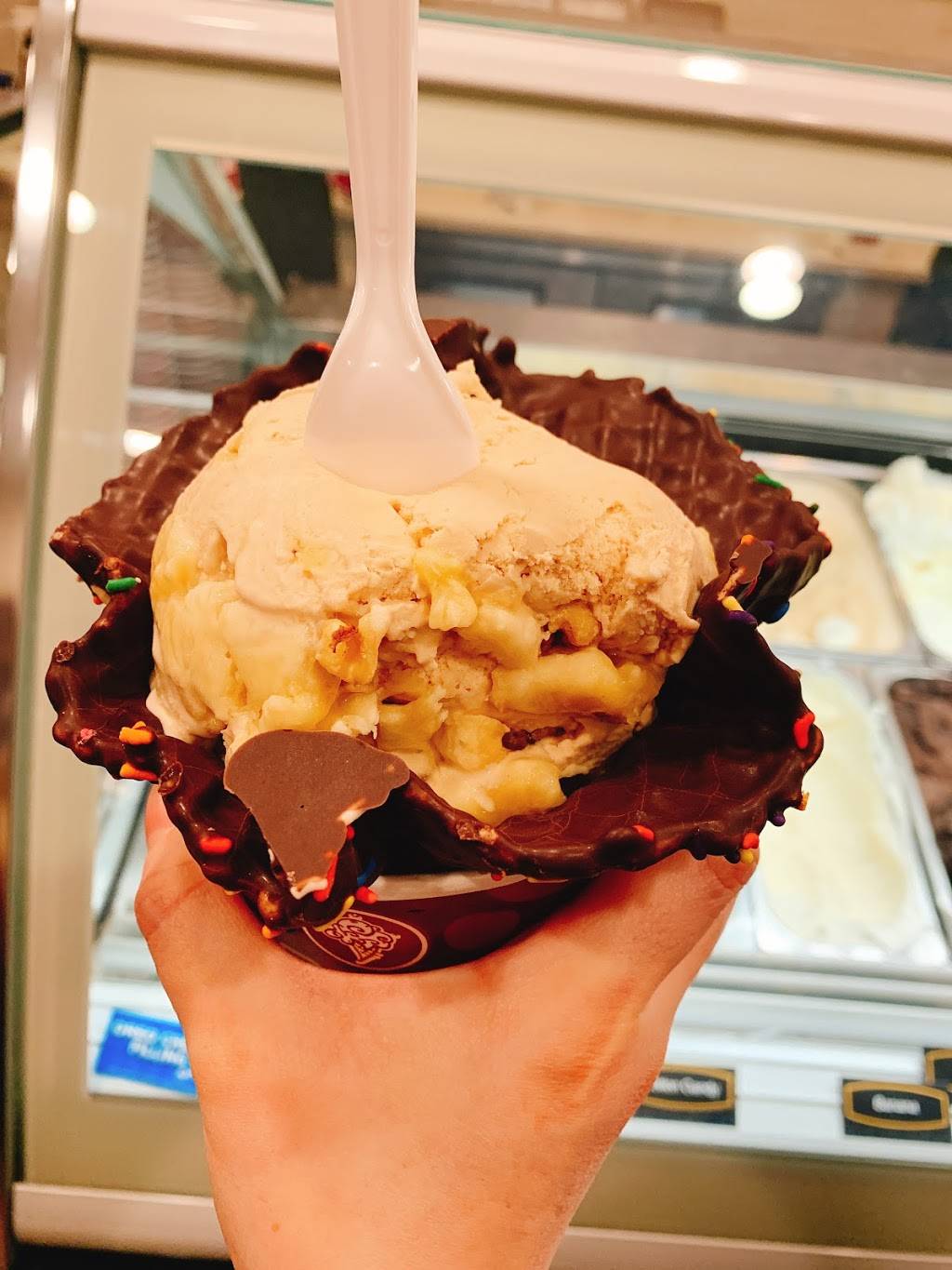 Cold Stone Creamery | bakery | 4128 S Mooney Blvd, Visalia, CA 93277, USA | 5597130710 OR +1 559-713-0710