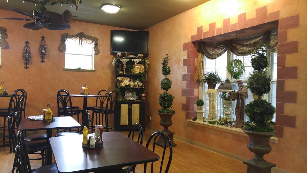 J Rs Pizzeria | restaurant | 24 Village Center Dr, Reading, PA 19607, USA | 6107754440 OR +1 610-775-4440