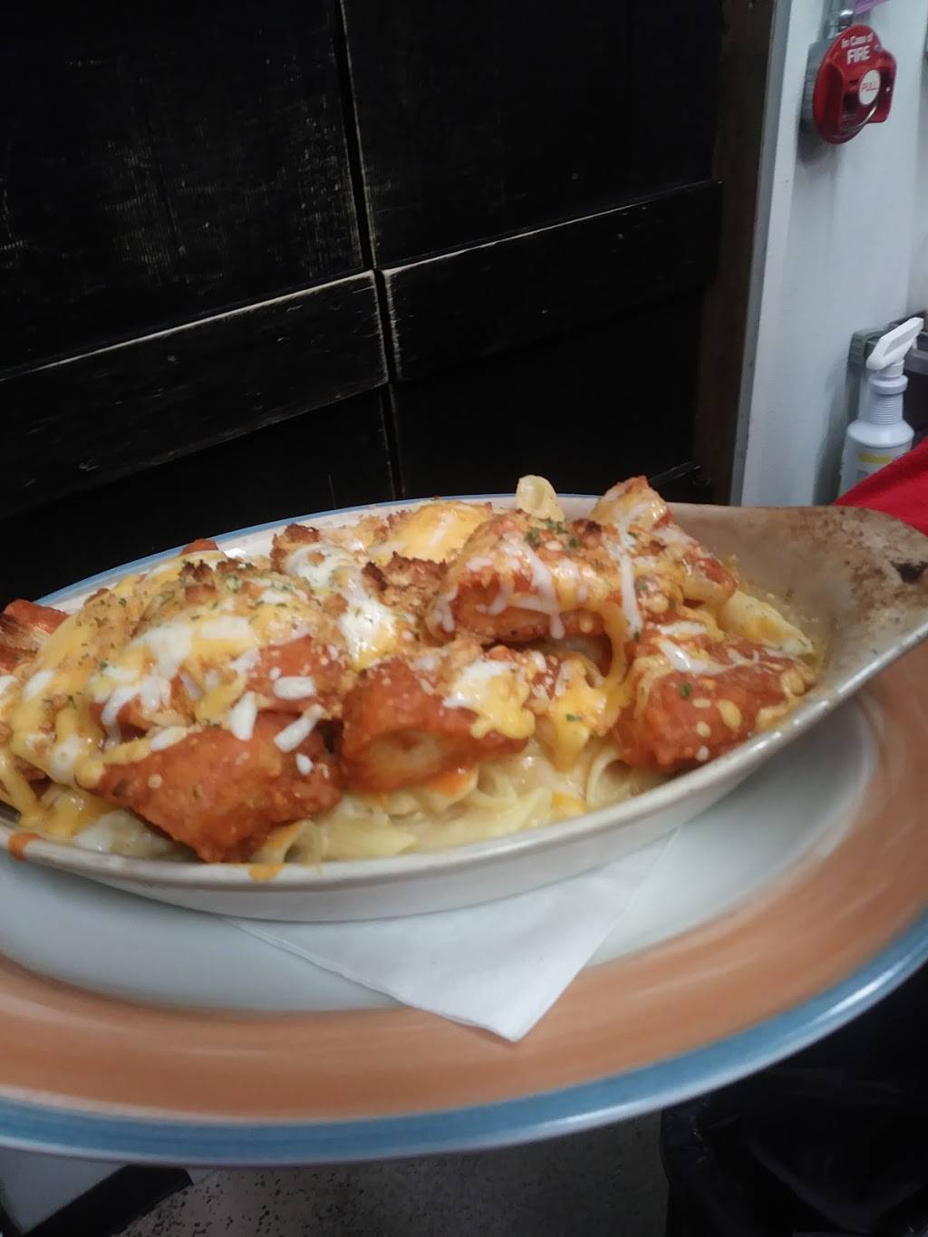 Mad Moose Saloon | restaurant | 39 N Washington St, North Attleborough, MA 02760, USA | 5086956701 OR +1 508-695-6701