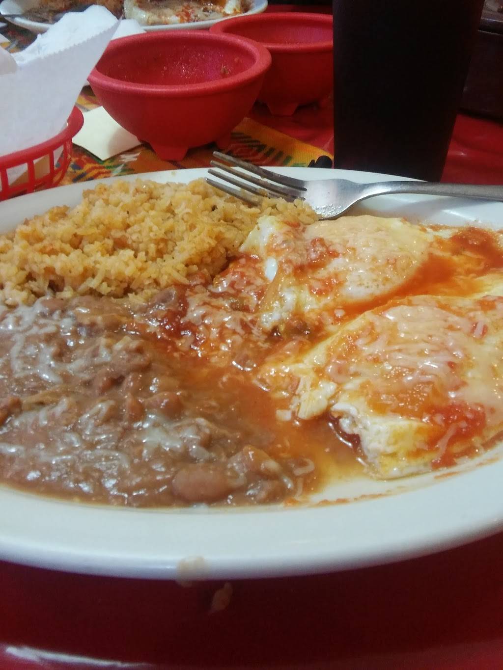 Julias Mexican | restaurant | 2160 H St, Fresno, CA 93721, USA | 5592333437 OR +1 559-233-3437