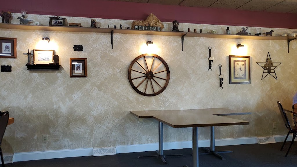 Pure Country Family Restaurant | restaurant | 11370 West Main Street, Rudyard, MI 49780, USA | 9064783333 OR +1 906-478-3333